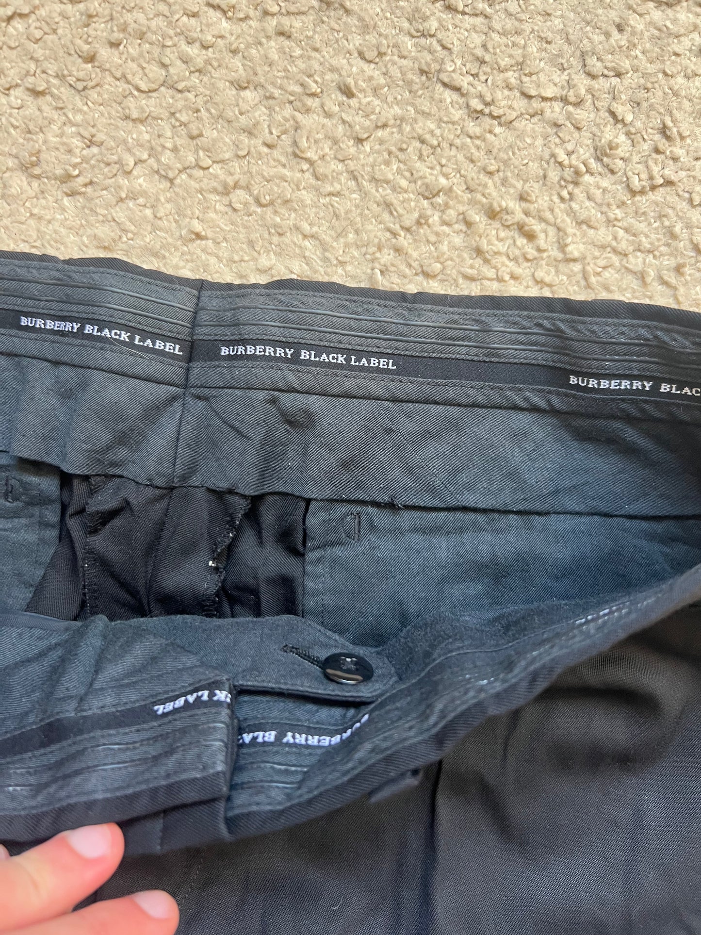Burberry Pants (M)