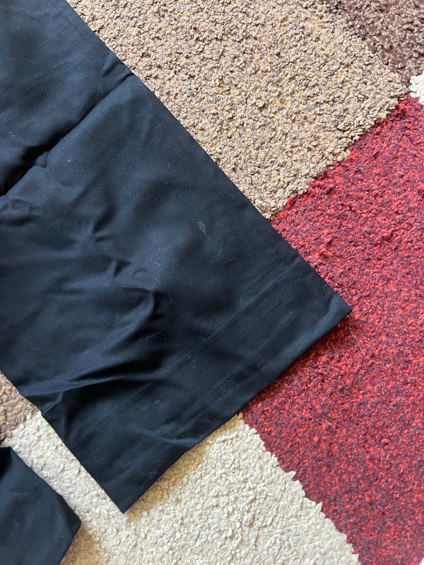 Burberry Pants (M)