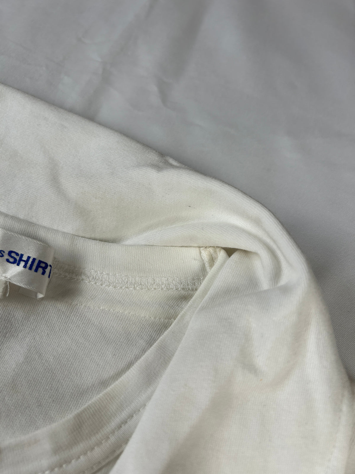 Comme des Garcons T-Shirt (L)