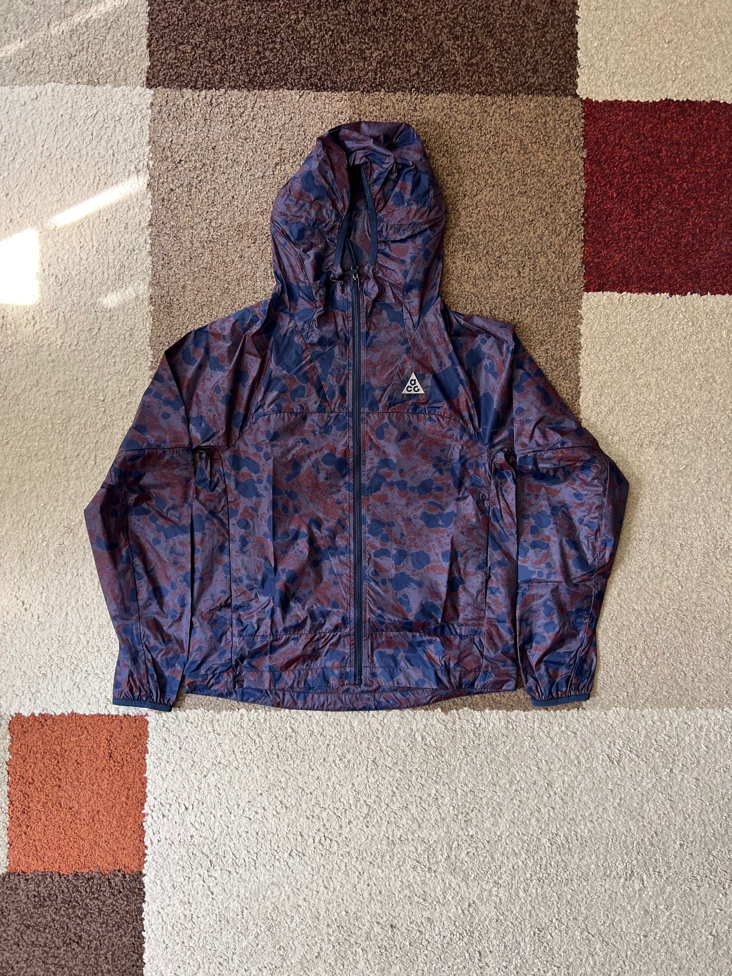 Nike ACG Windprrof Jacke (XS)