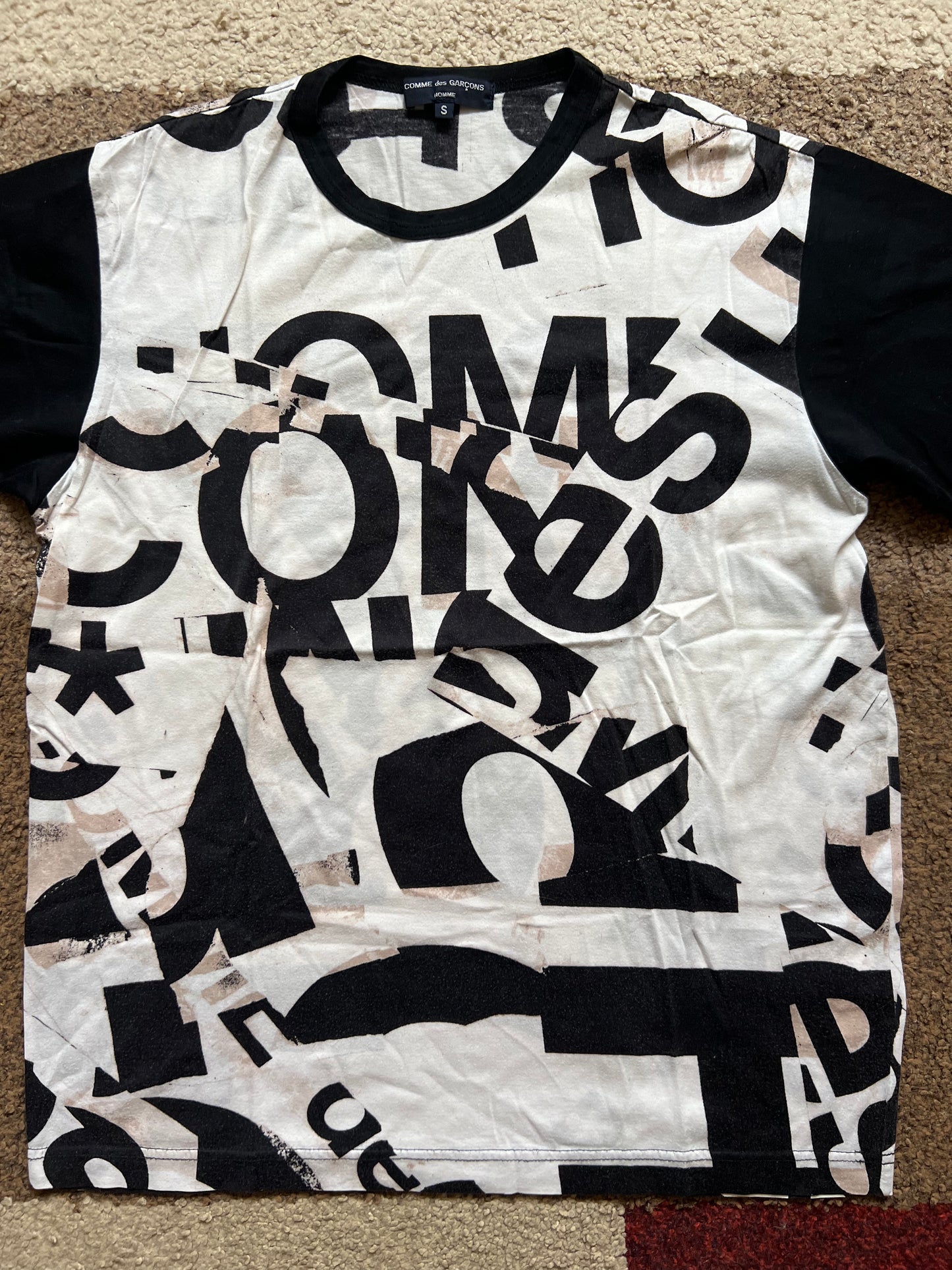 Comme Des Garcons Homme T-Shirt (S)
