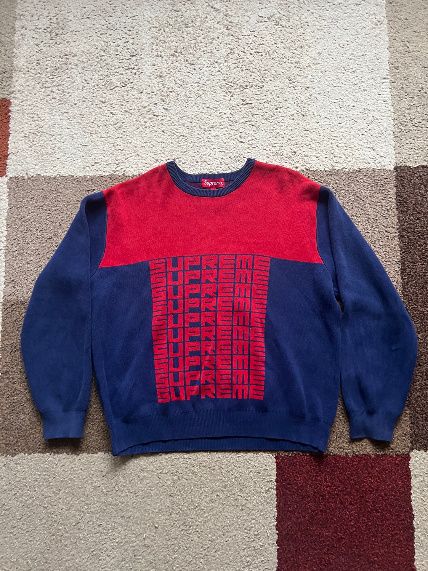 Supreme Knit Sweater (L)
