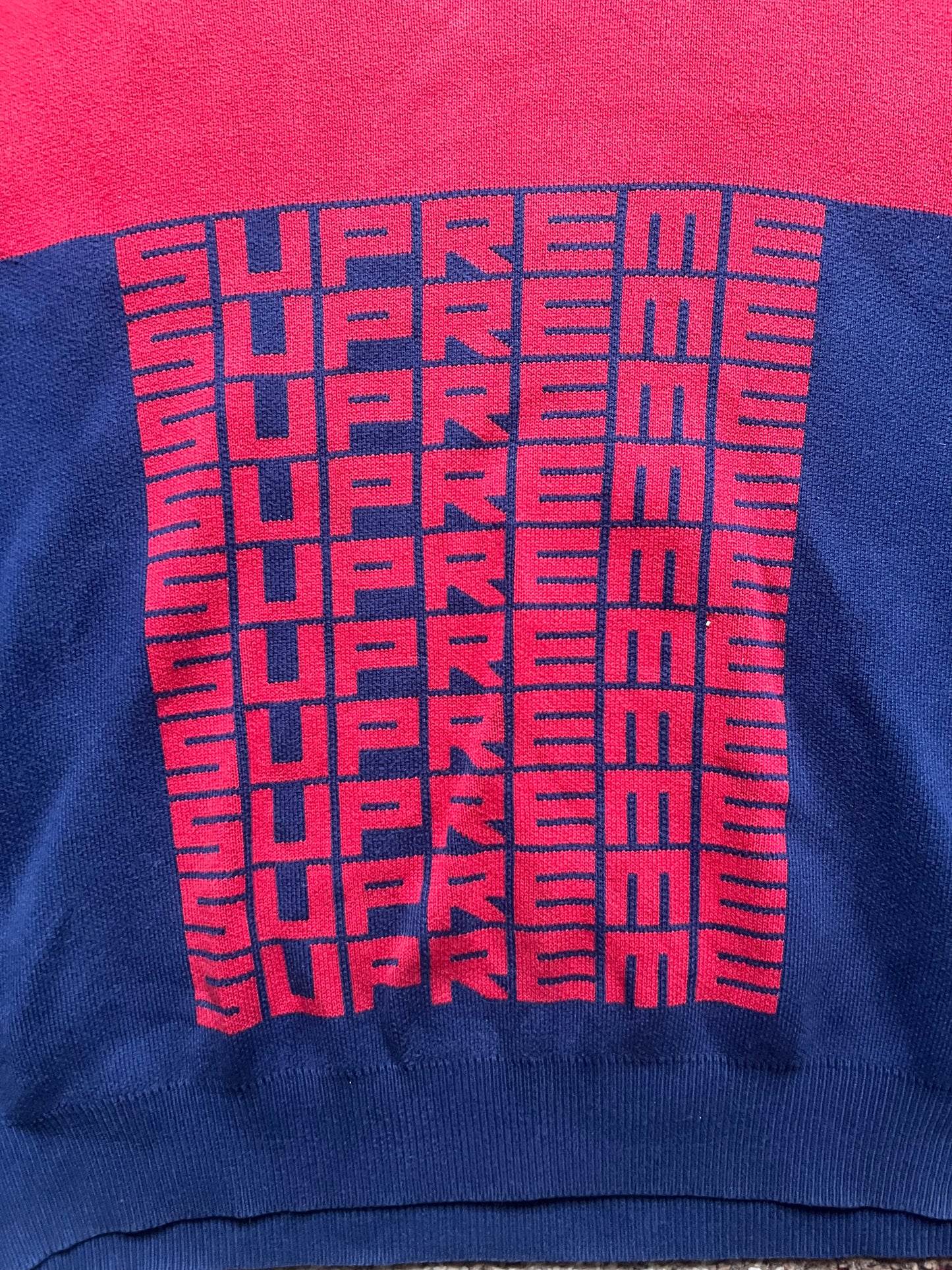 Supreme Knit Sweater (L)