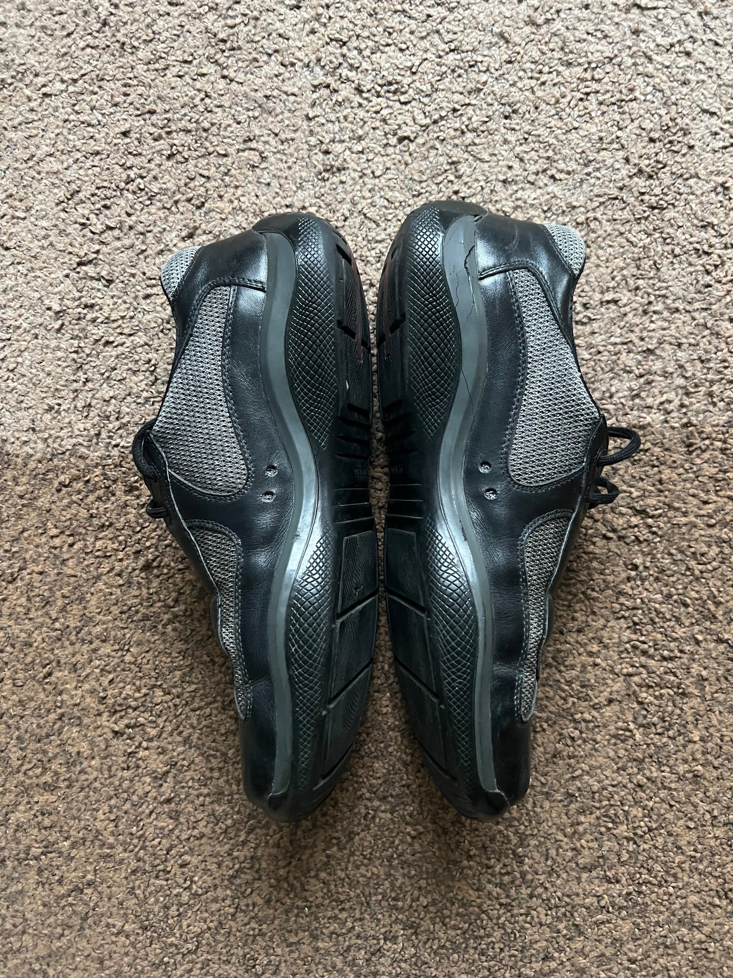 Prada Cups (40.5)