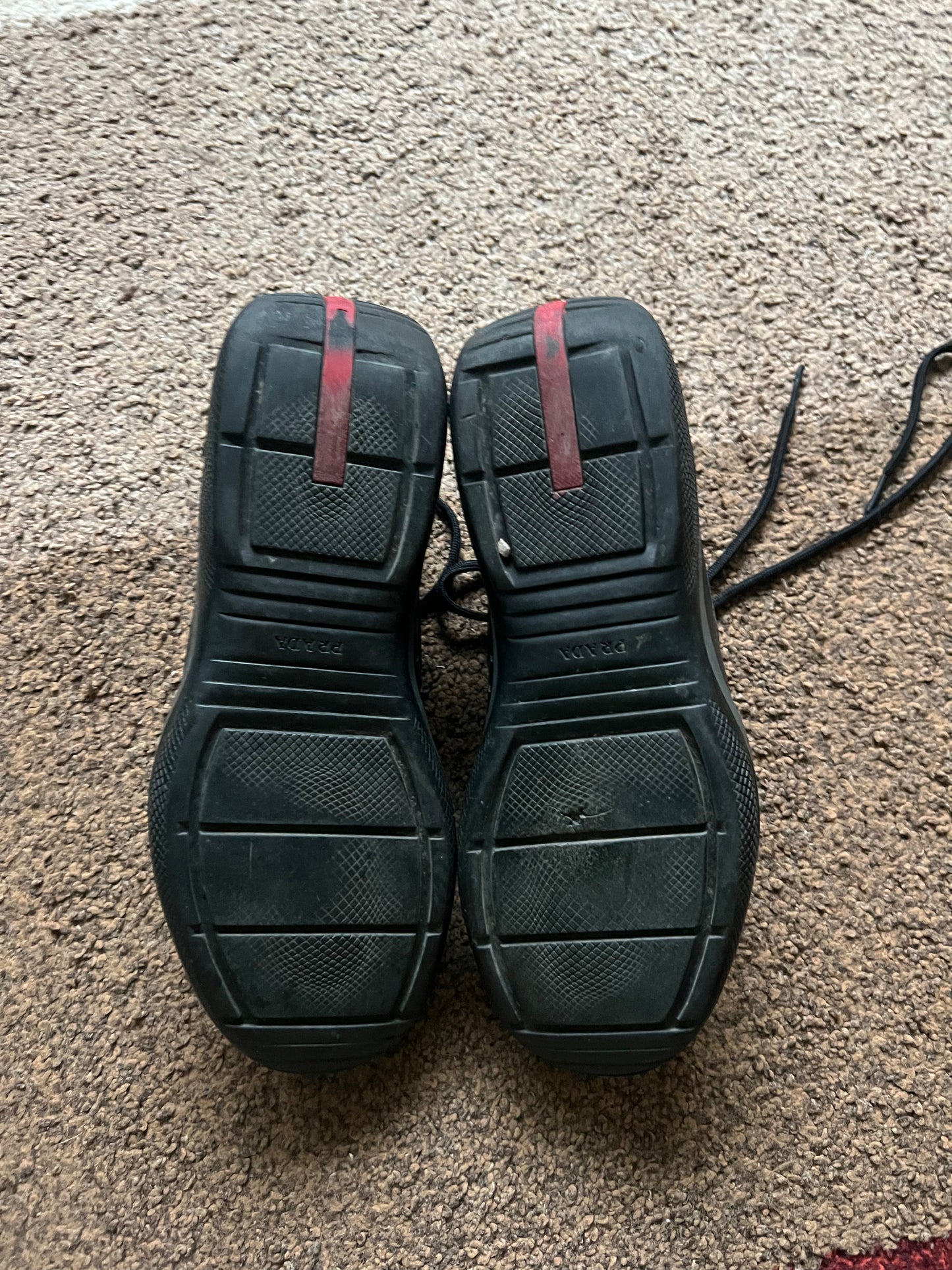 Prada Cups (40.5)