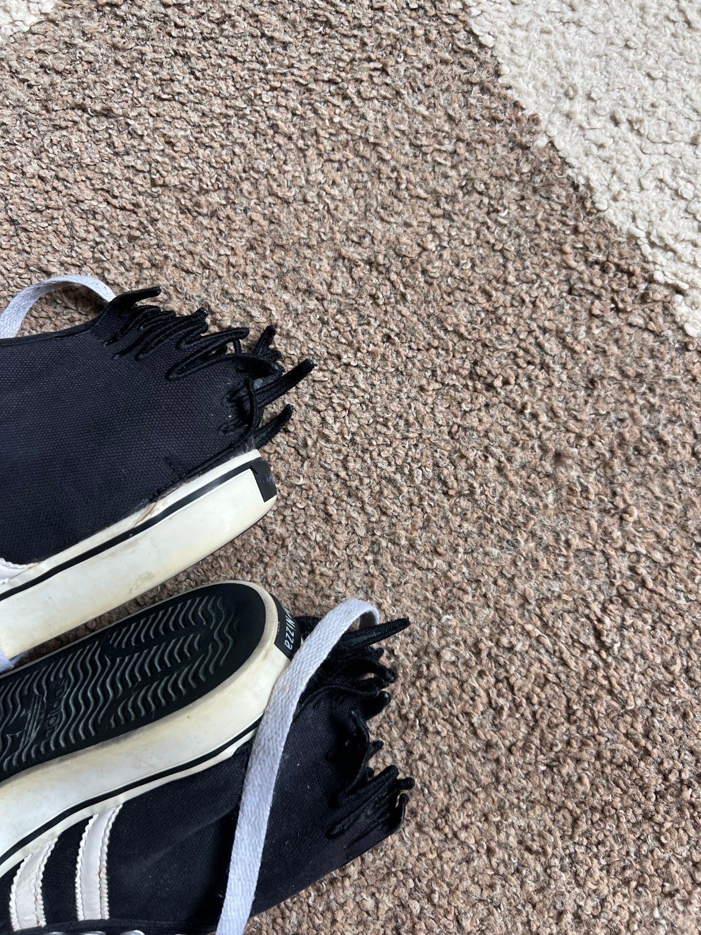 Jeremy Scott Adidas Nizza Sneaker (38)