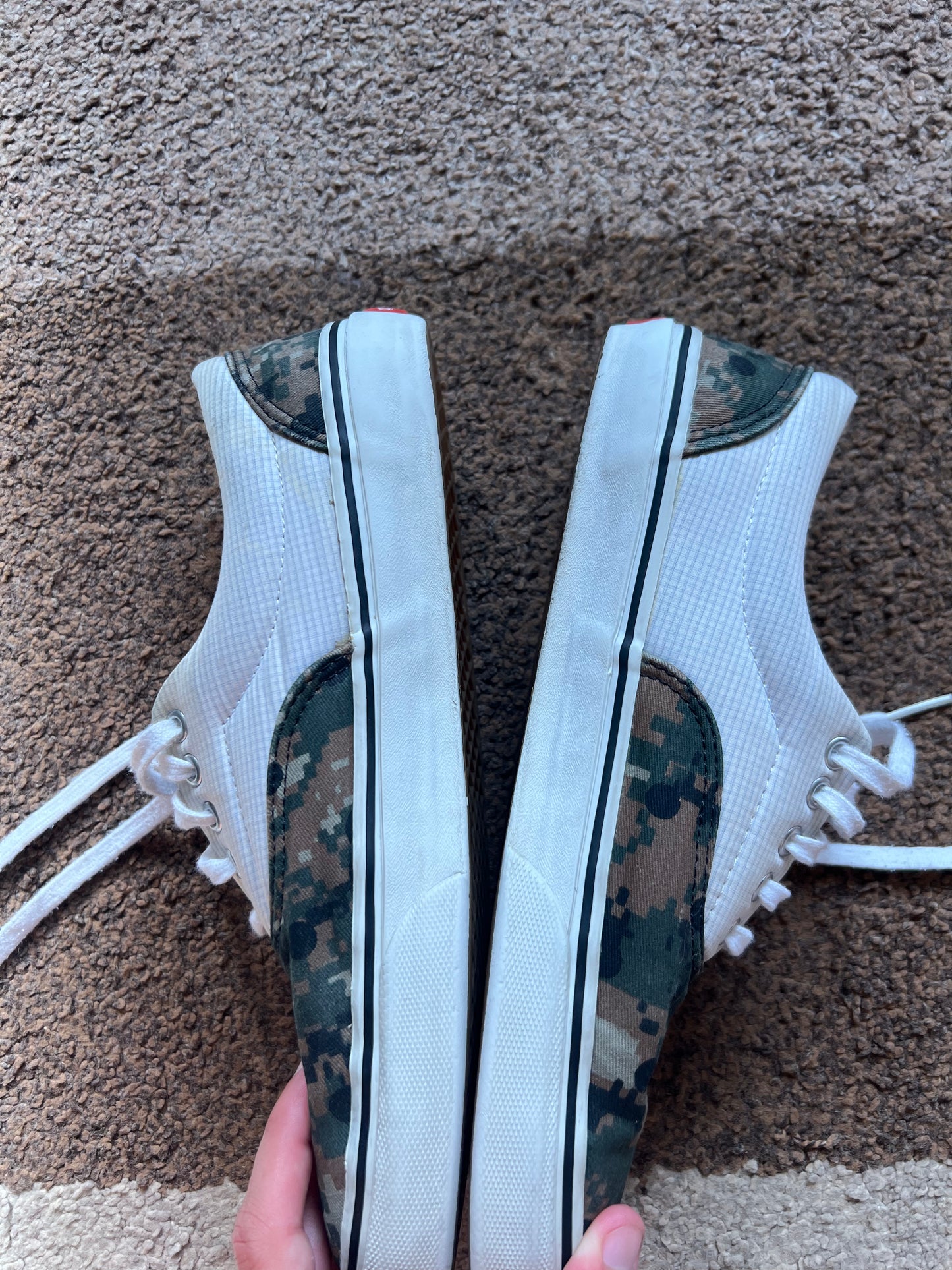 Comme Des Garcons x Supreme Vans (44.5)