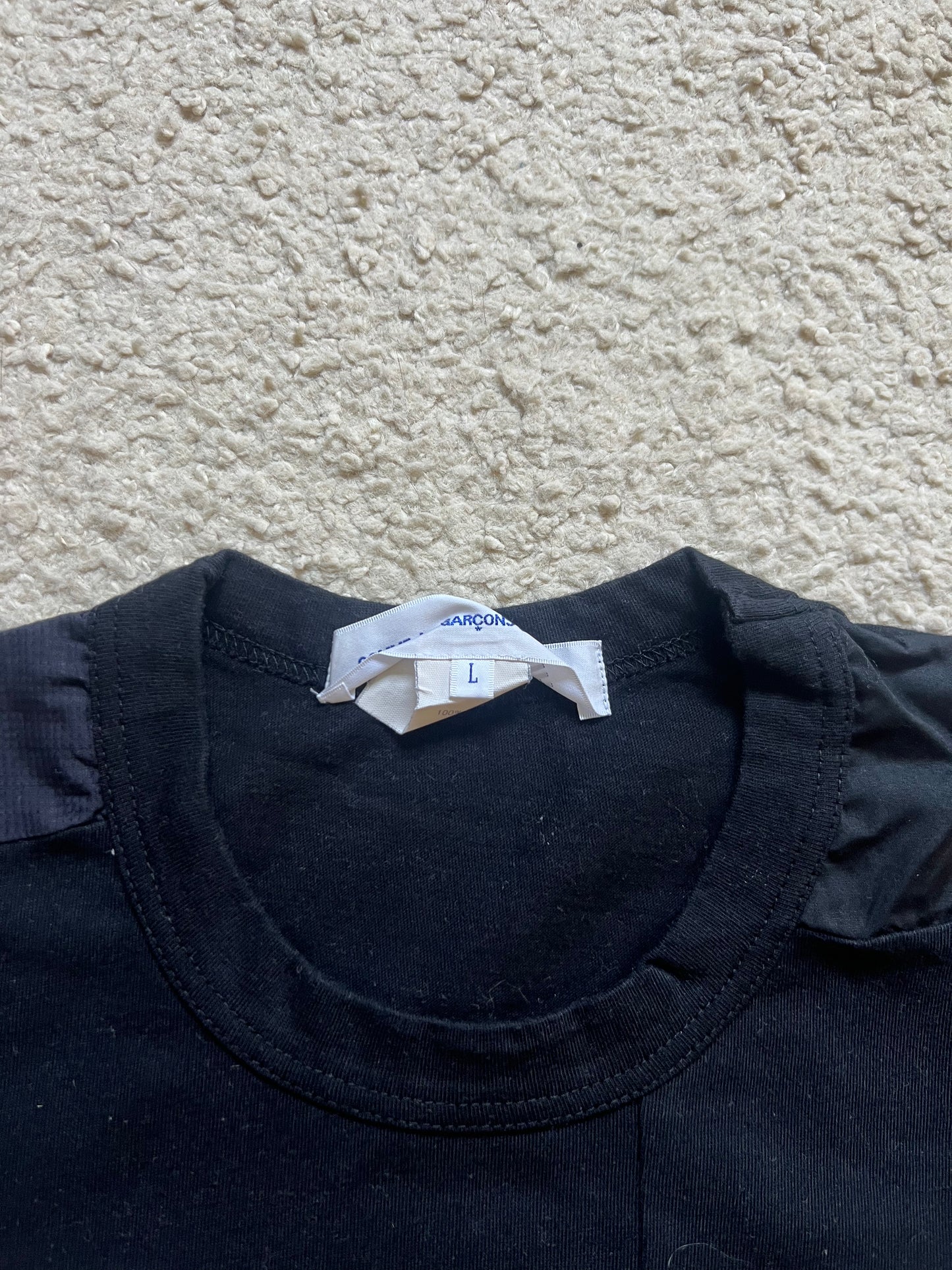 Comme Des Garcons T-Shirt (L)