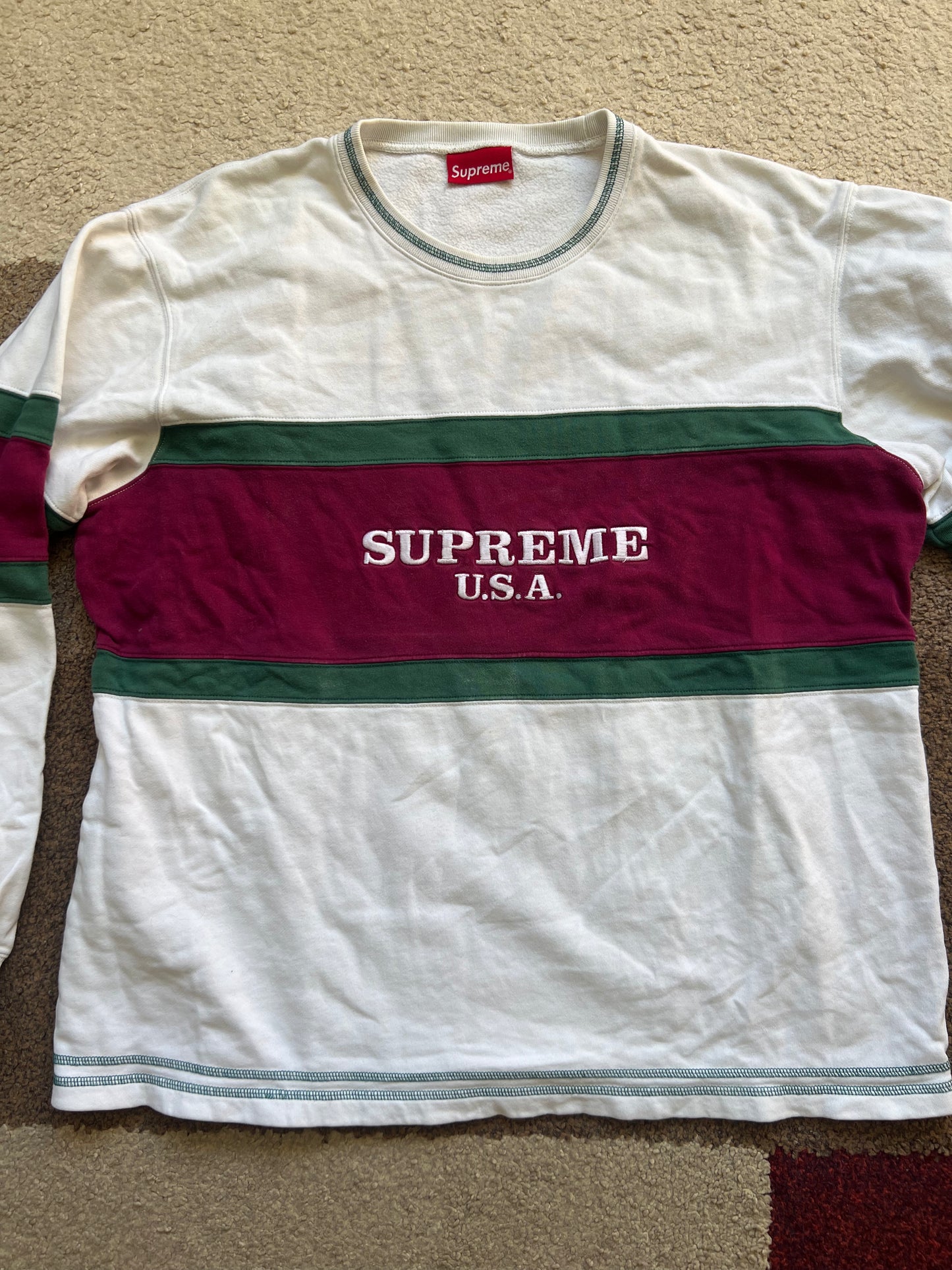 Supreme Sweatshirt (XL)