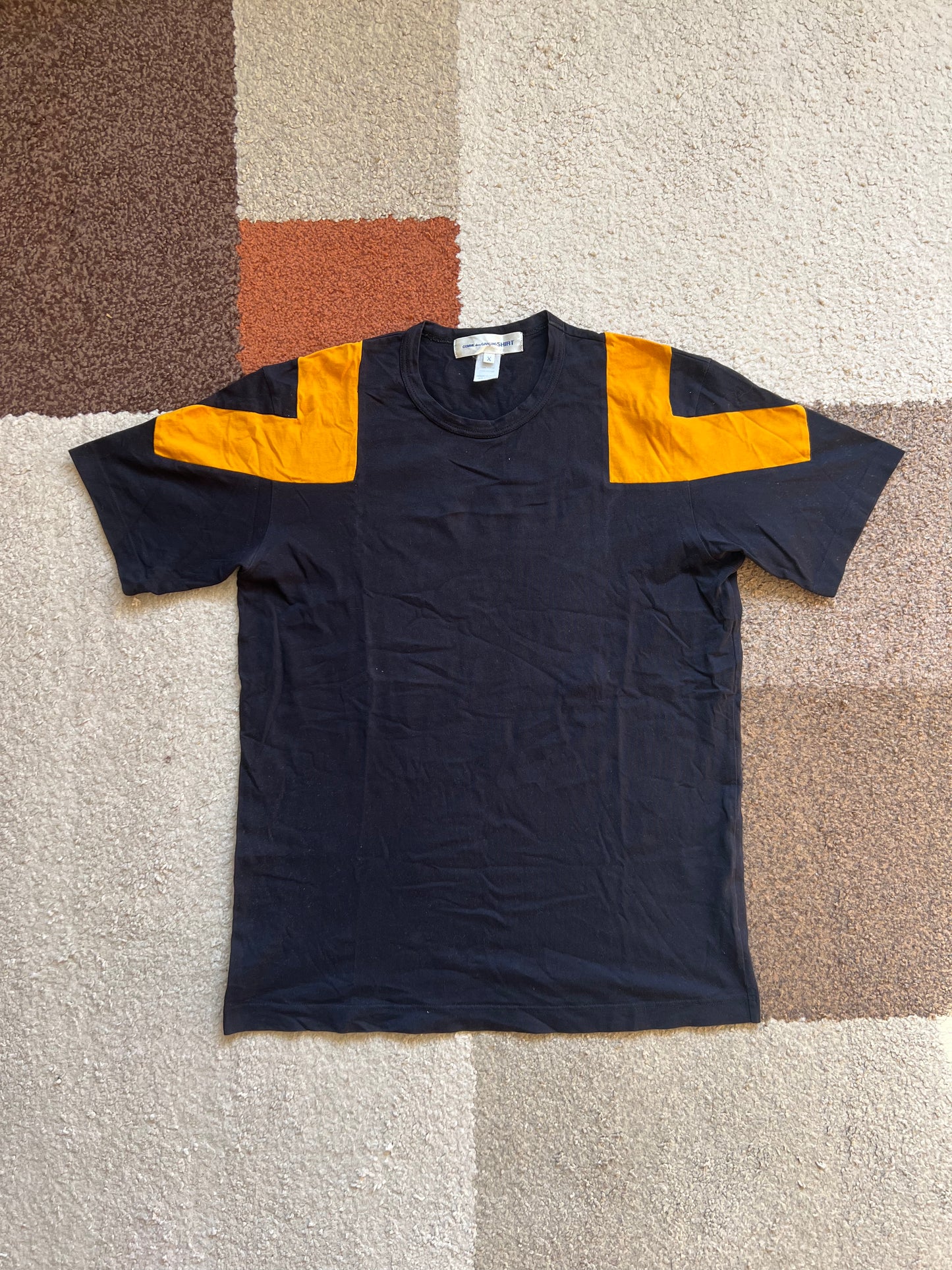 Comme Des Garcons T-Shirt (L)