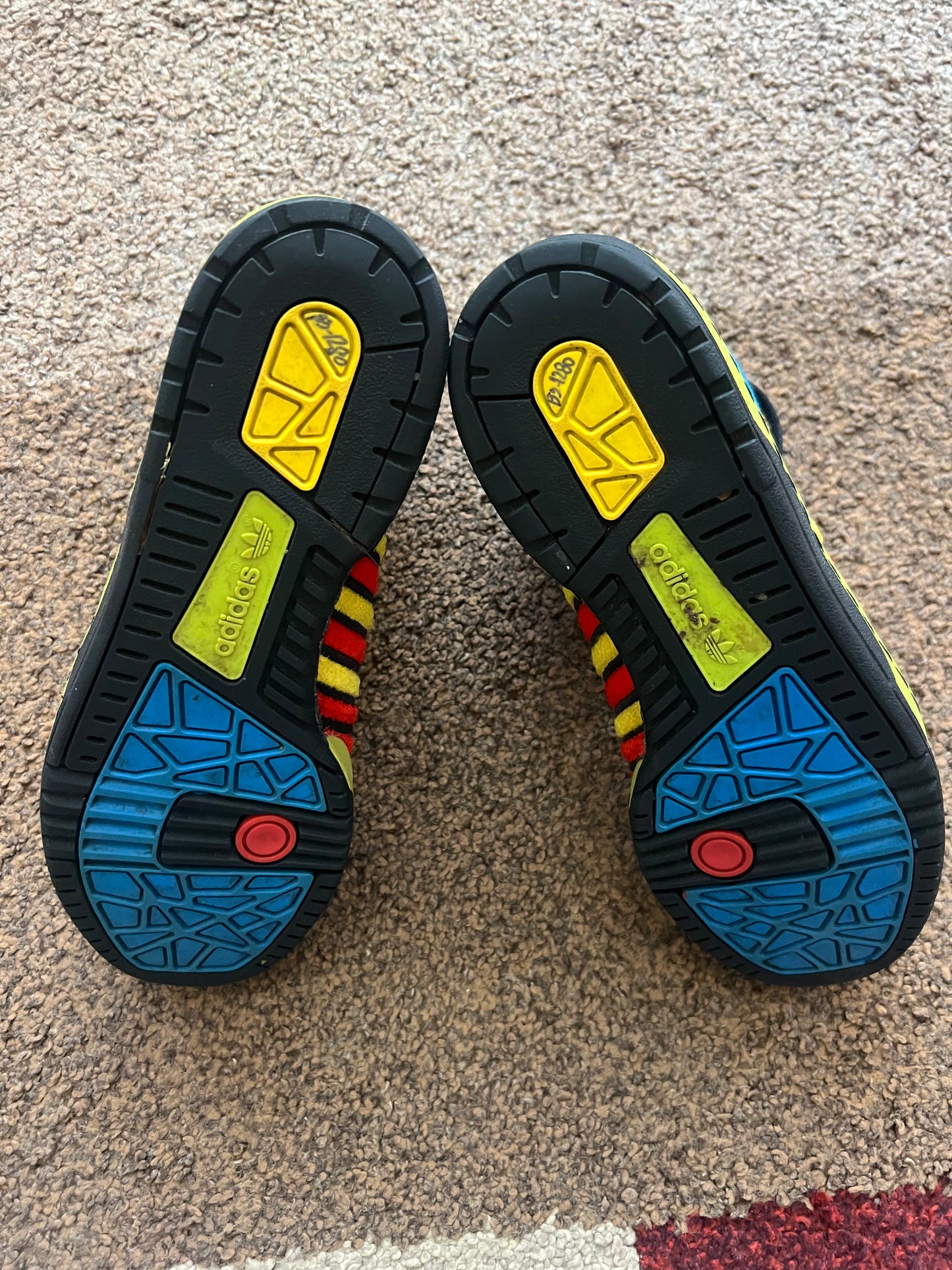 Jeremy Scott Adidas Sneaker (39 1/3)