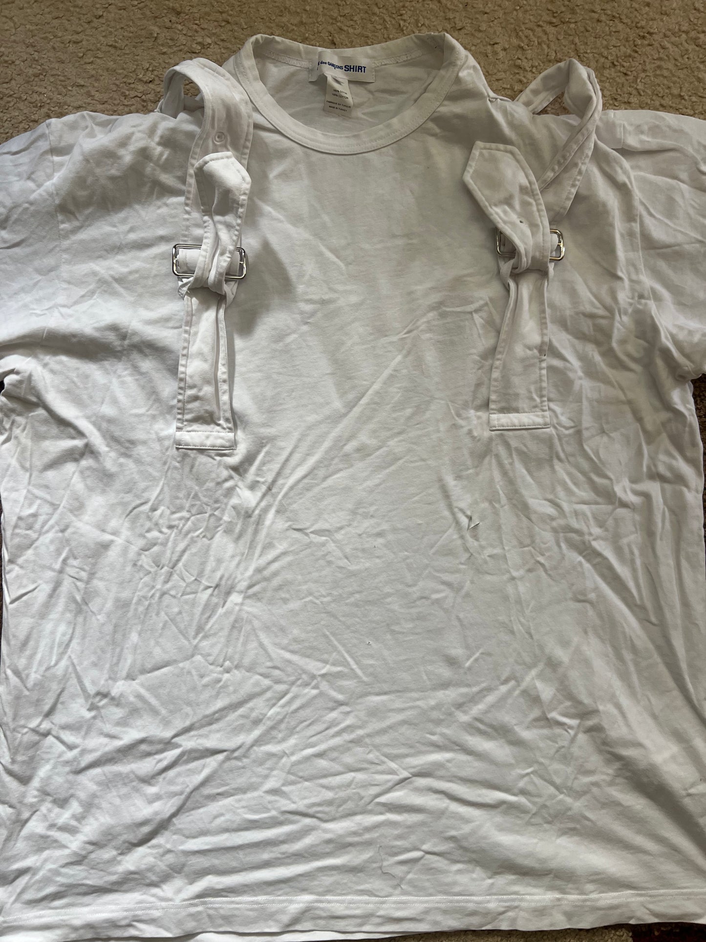 Comme Des Garcons T-Shirt (XL)