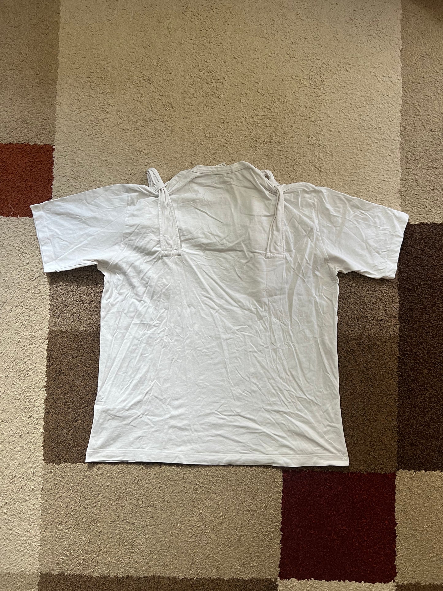 Comme Des Garcons T-Shirt (XL)