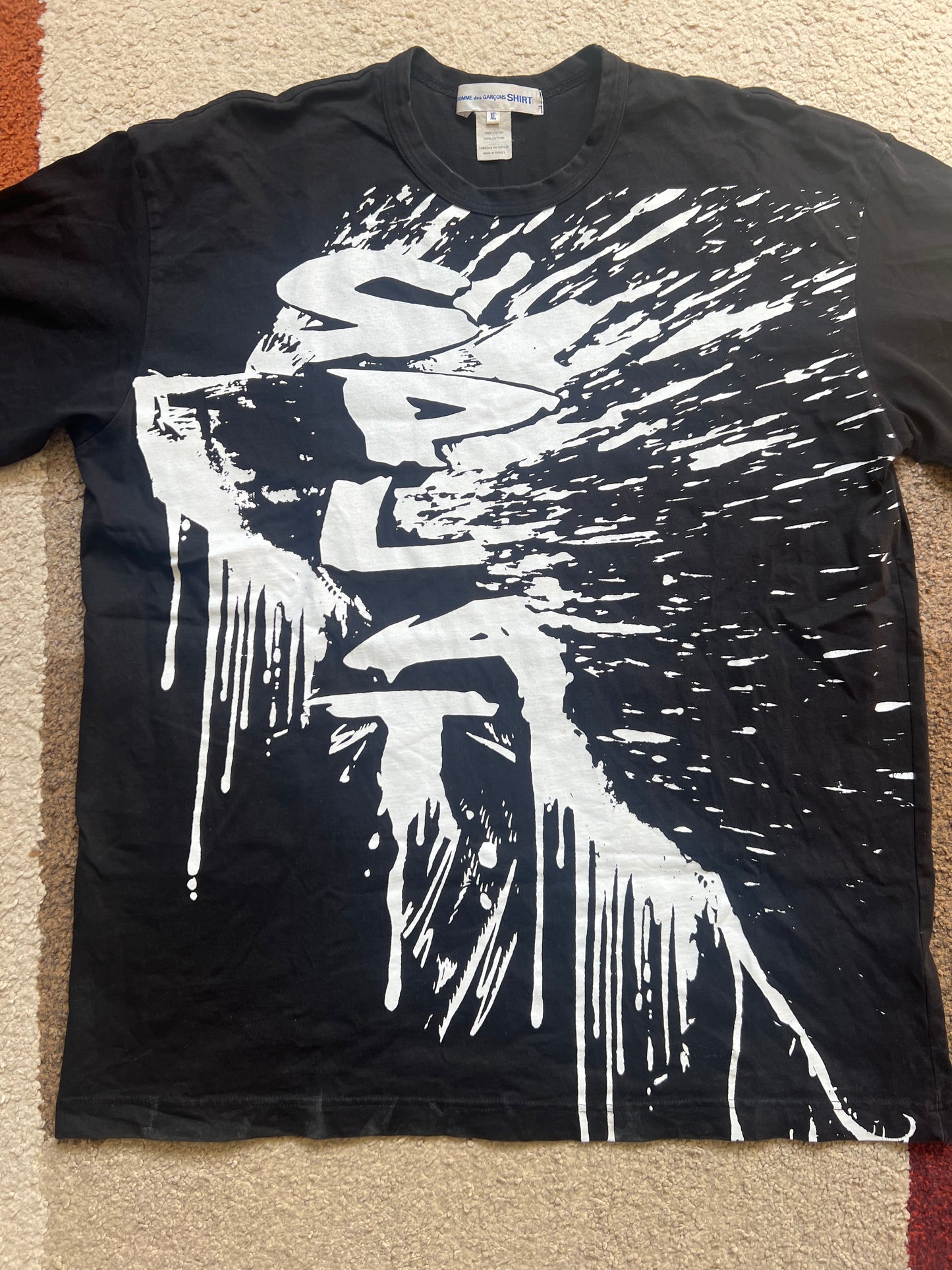 Comme Des Garcons T-Shirt (XL)