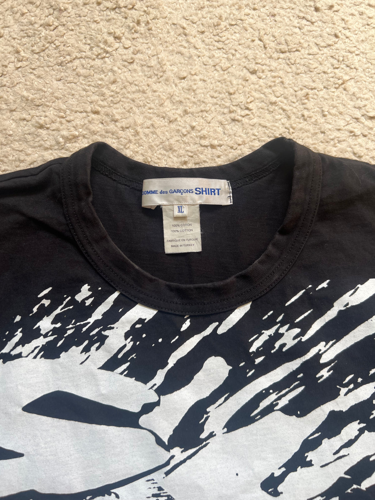 Comme Des Garcons T-Shirt (XL)