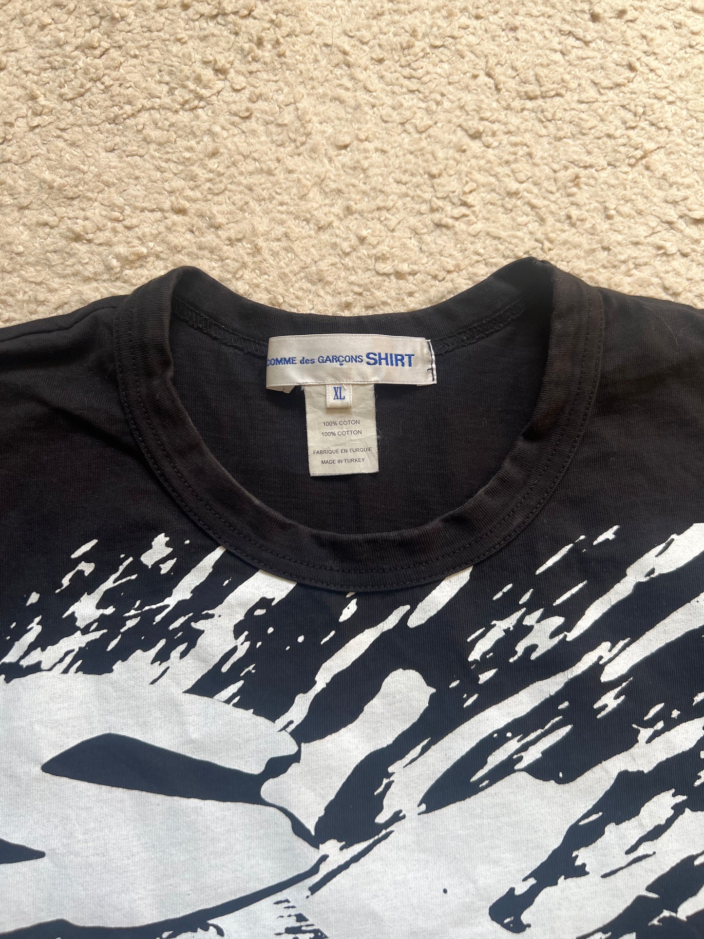 Comme Des Garcons T-Shirt (XL)