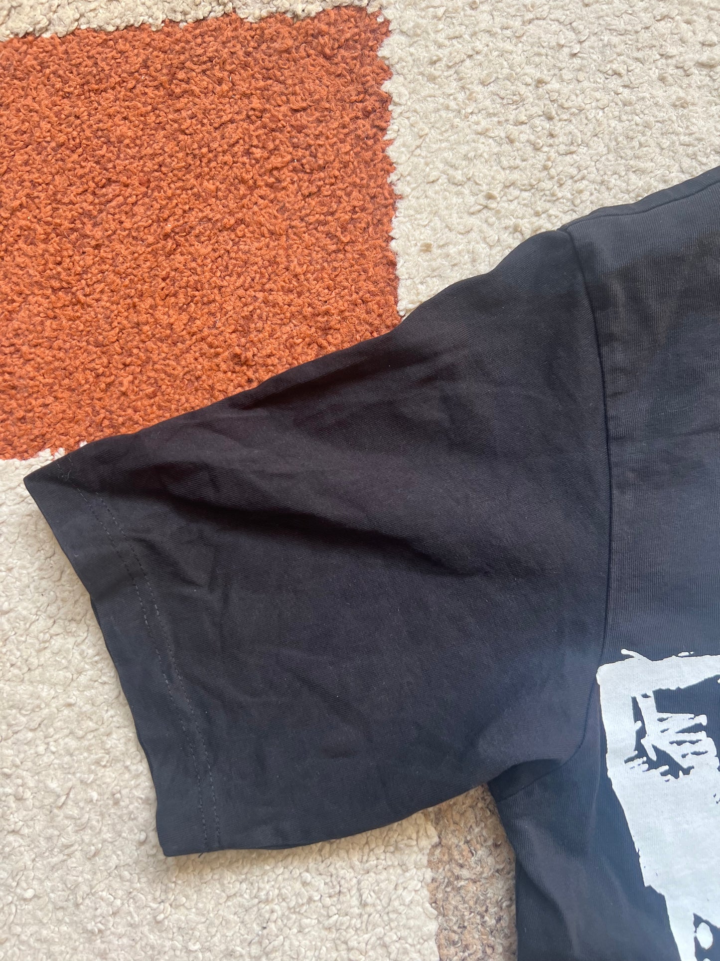 Comme Des Garcons T-Shirt (XL)