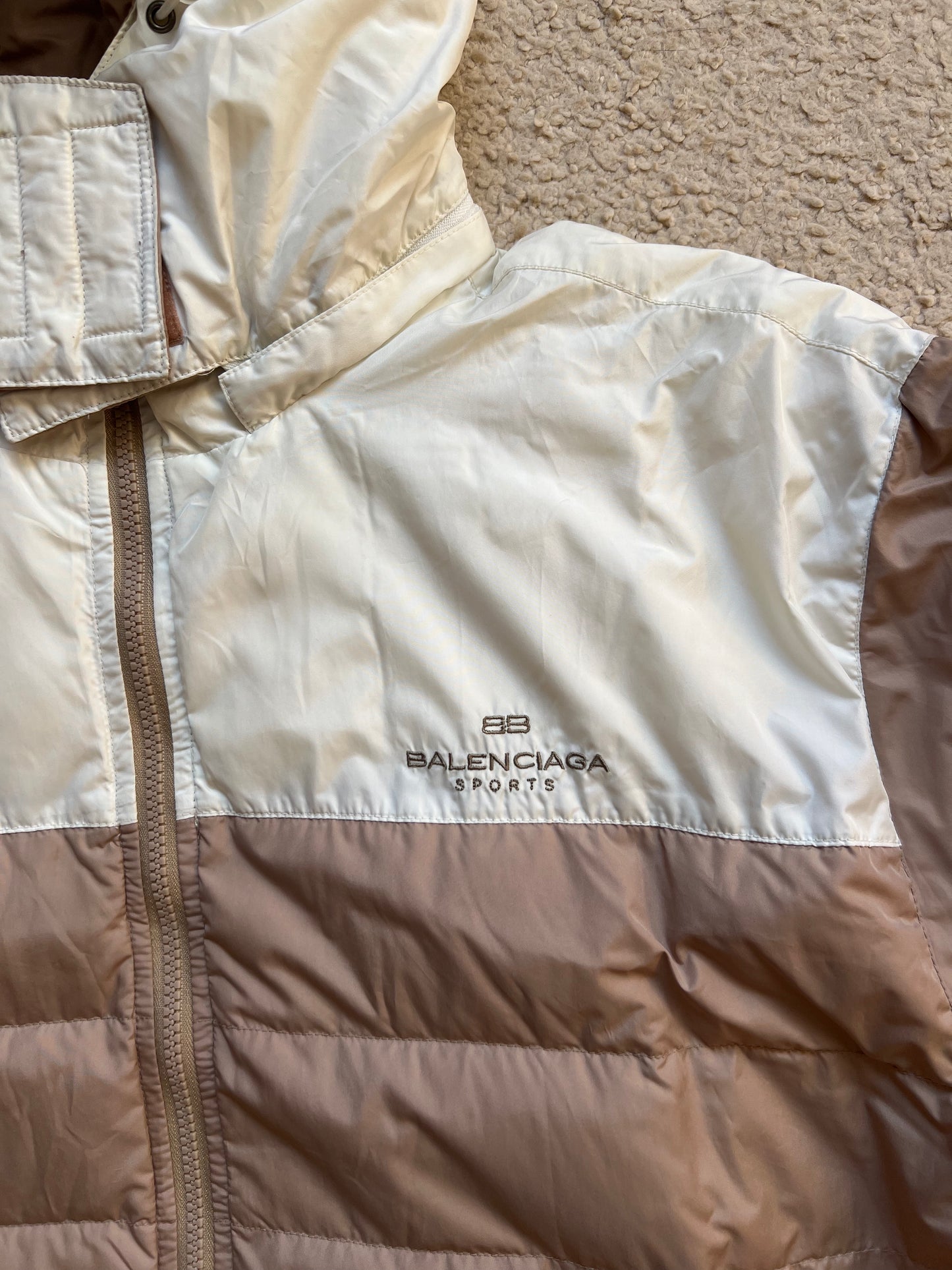 Balenciaga Puffer Jacket (M)