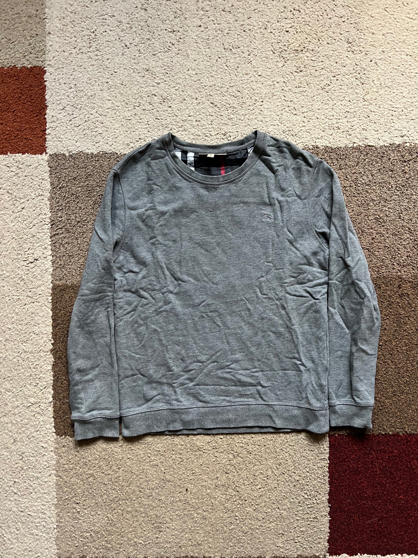 Burberry Sweater (XL)
