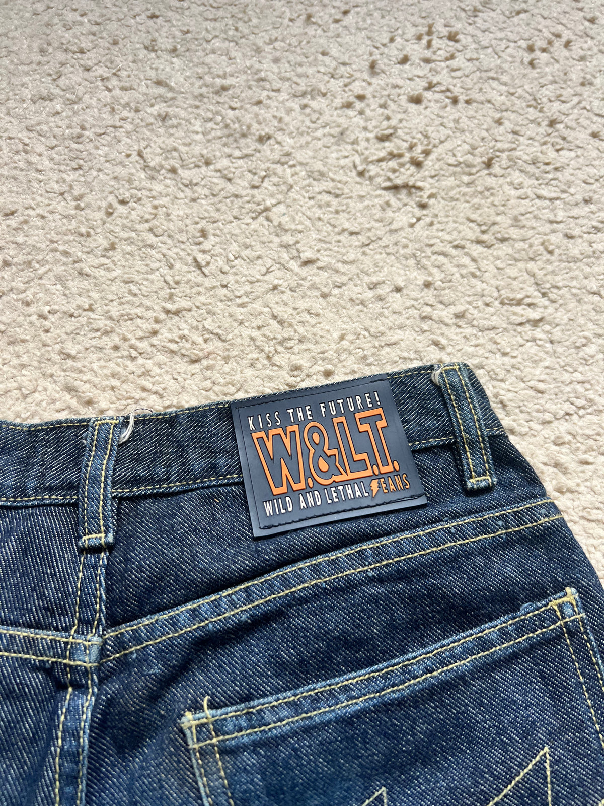 Walter van Beirendonck Shorts (XS)