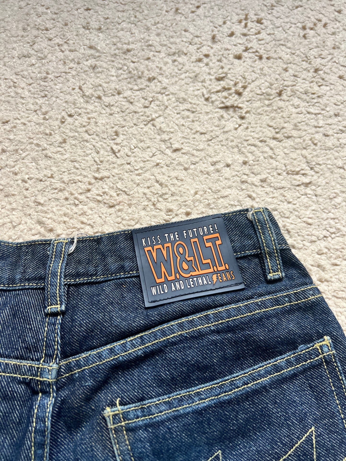 Walter van Beirendonck Shorts (XS)