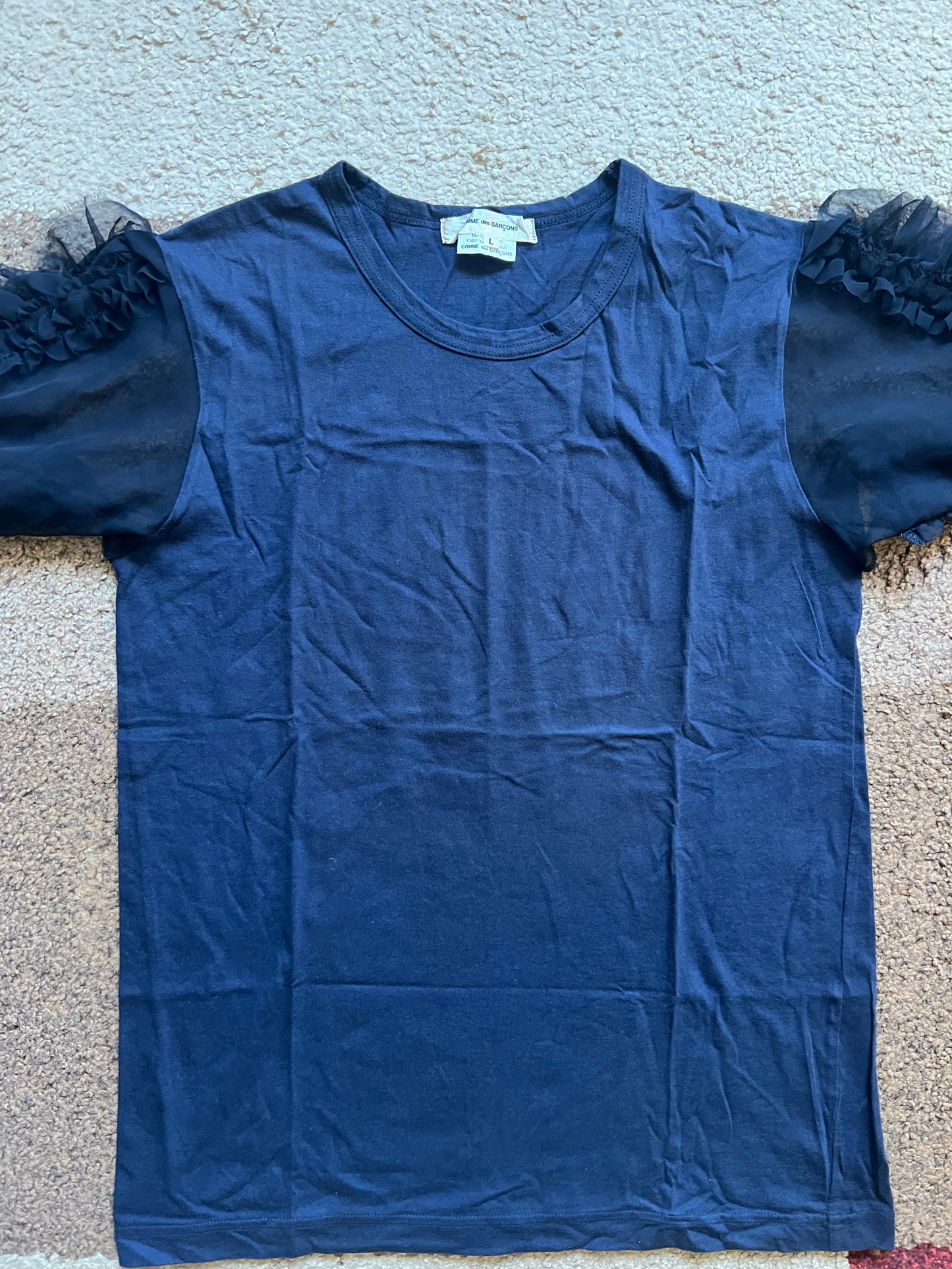 Comme Des Garcons T-Shirt (L)