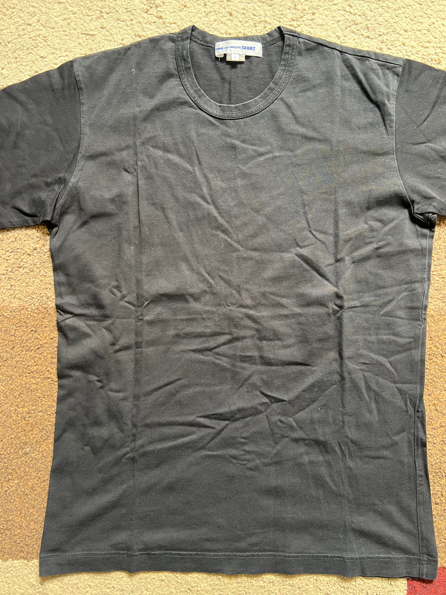Comme Des Garcons T-Shirt (L)