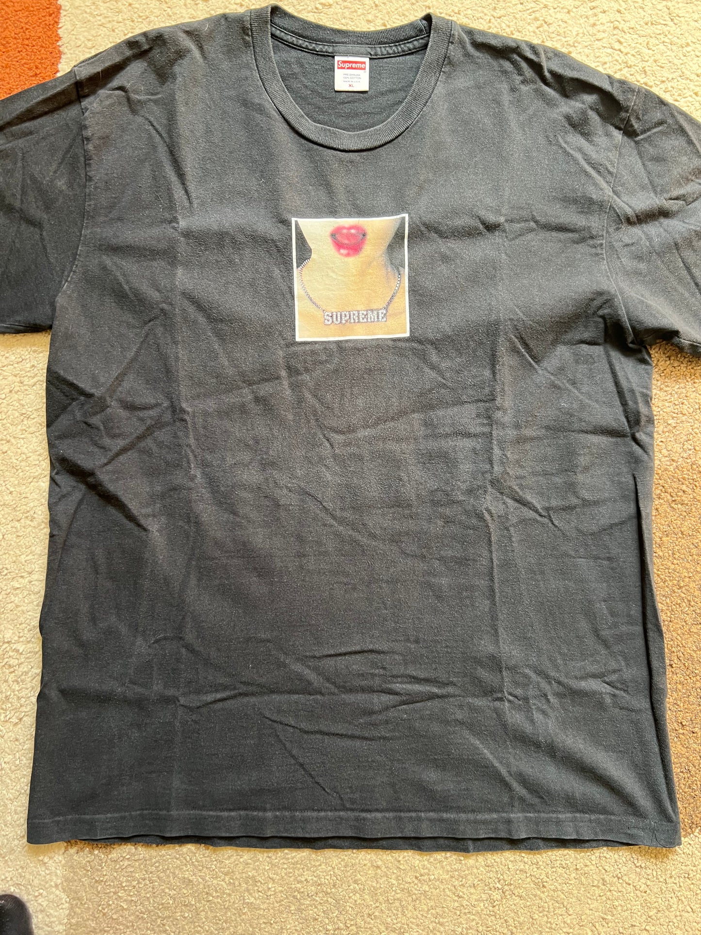 Supreme T-Shirt (XL)