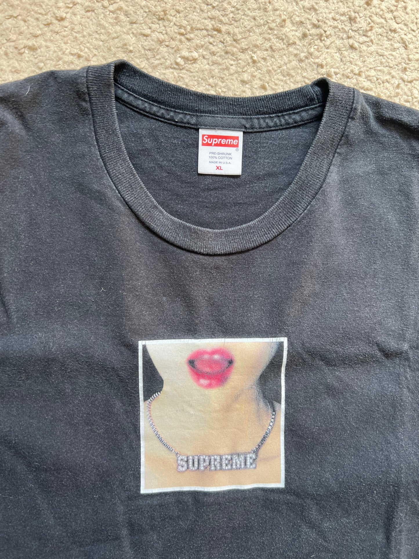 Supreme T-Shirt (XL)