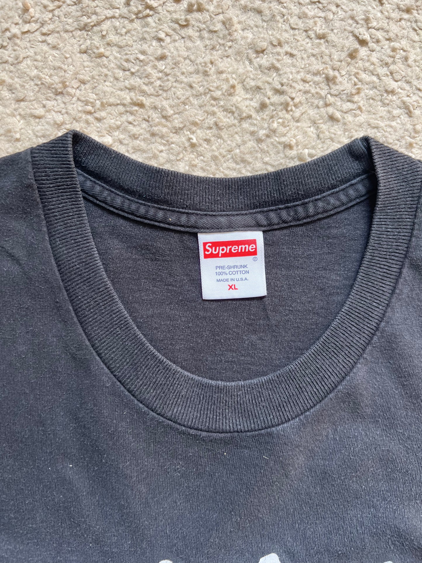 Supreme T-Shirt (XL)