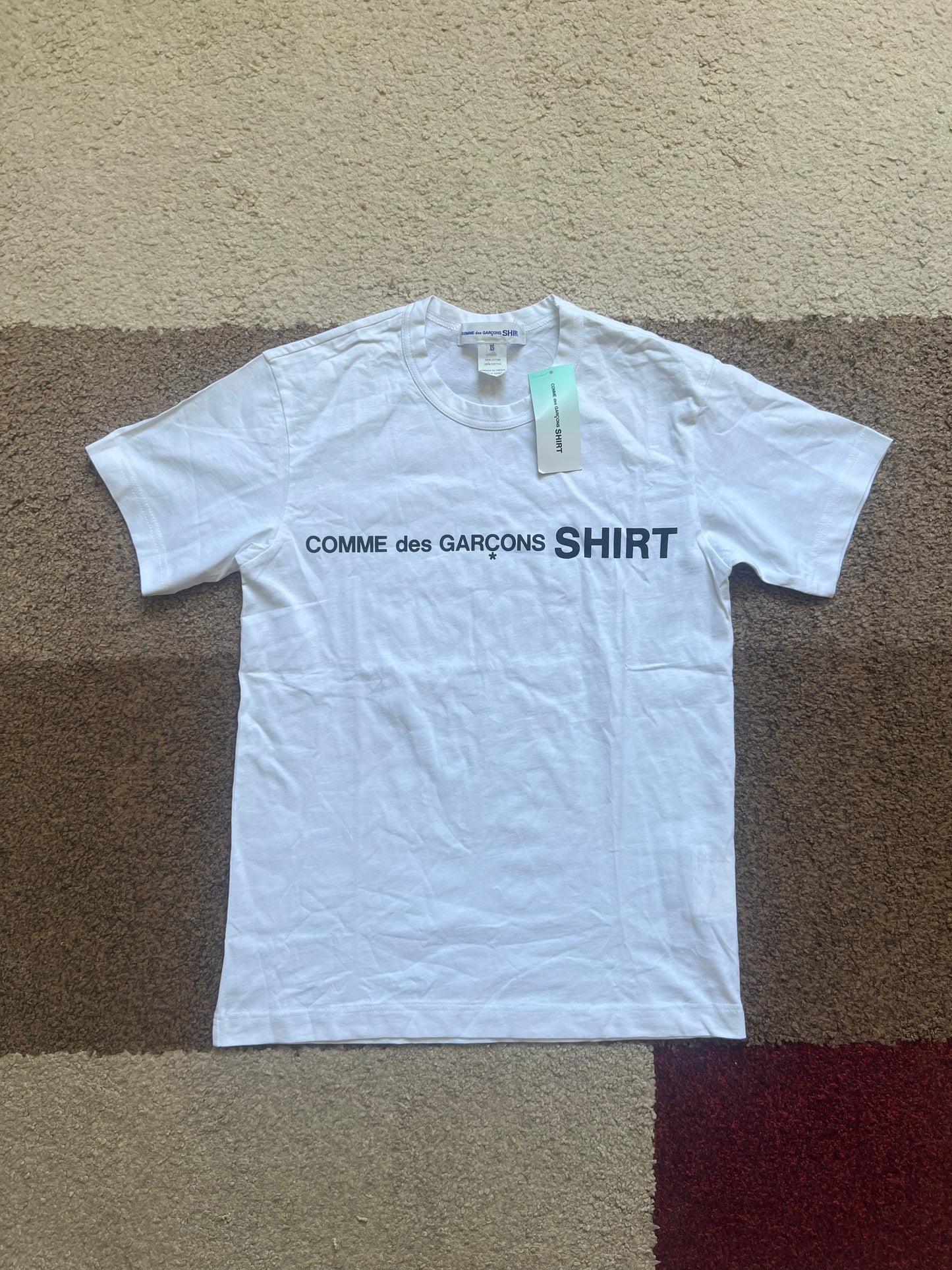 Comme Des Garcons T-Shirt (XS)