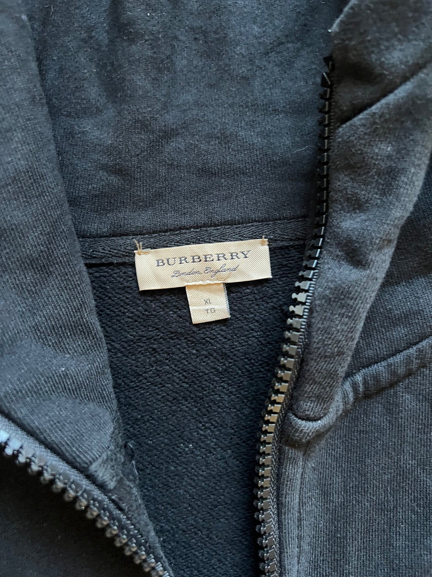 Burberry Zip-Hoodie (XL)