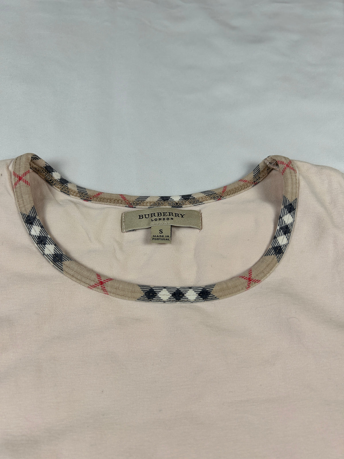 Burberry T-Shirt (S)