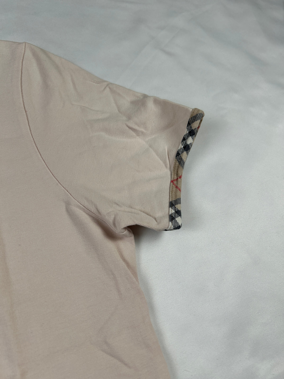 Burberry T-Shirt (S)