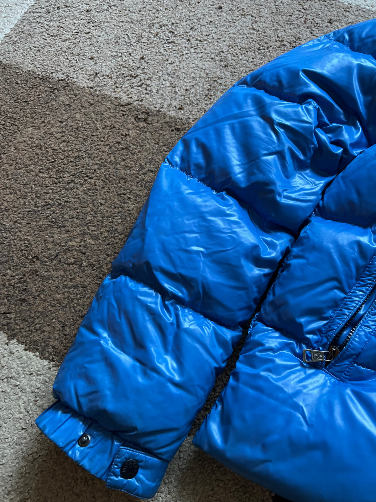 Moncler Jacket (M)