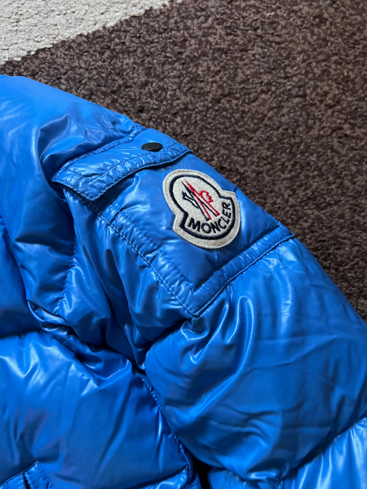 Moncler Jacket (M)