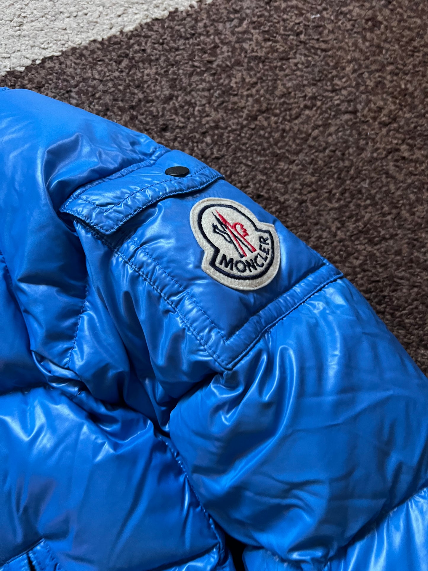Moncler Jacket (M)