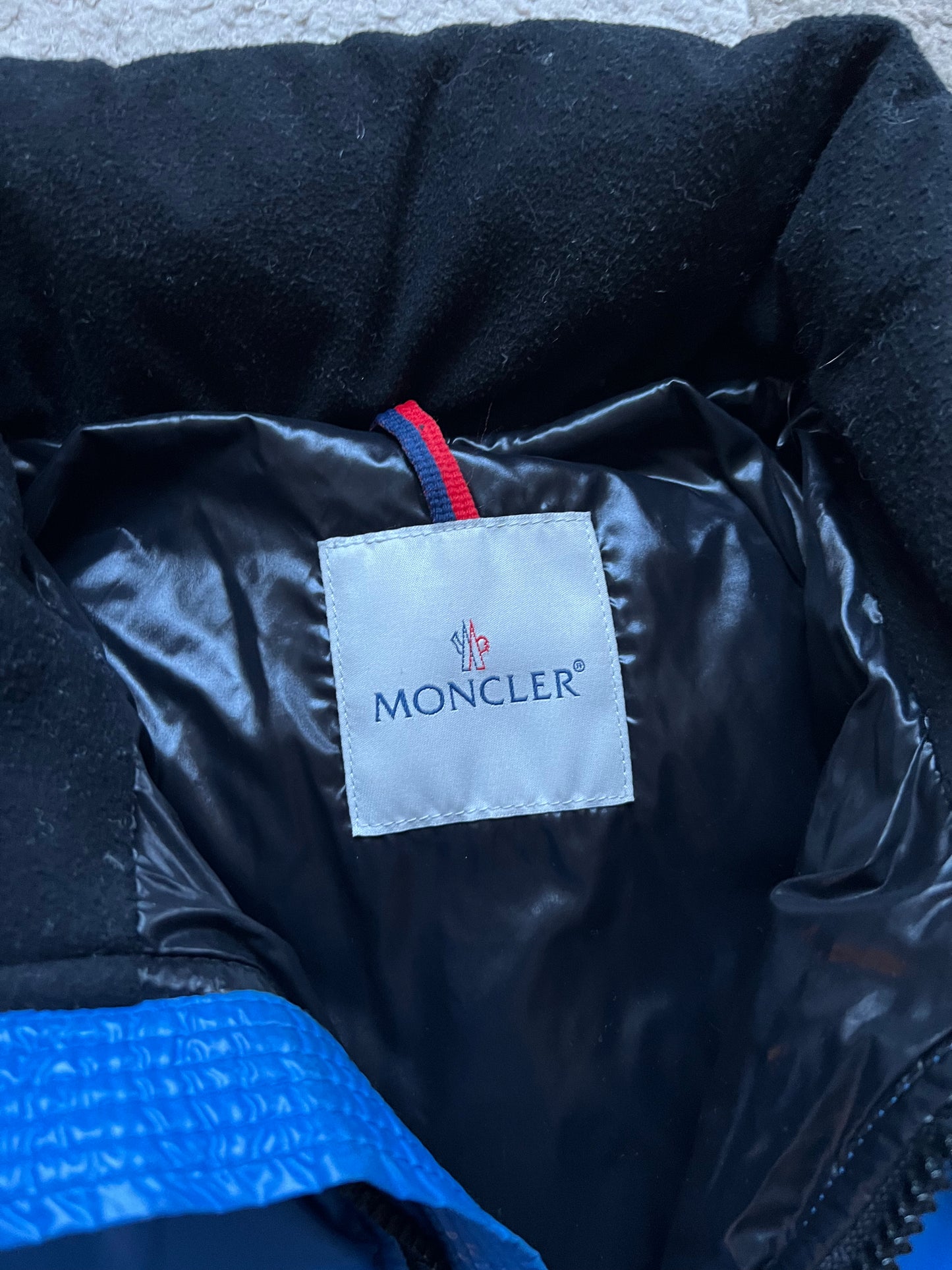 Moncler Jacket (M)