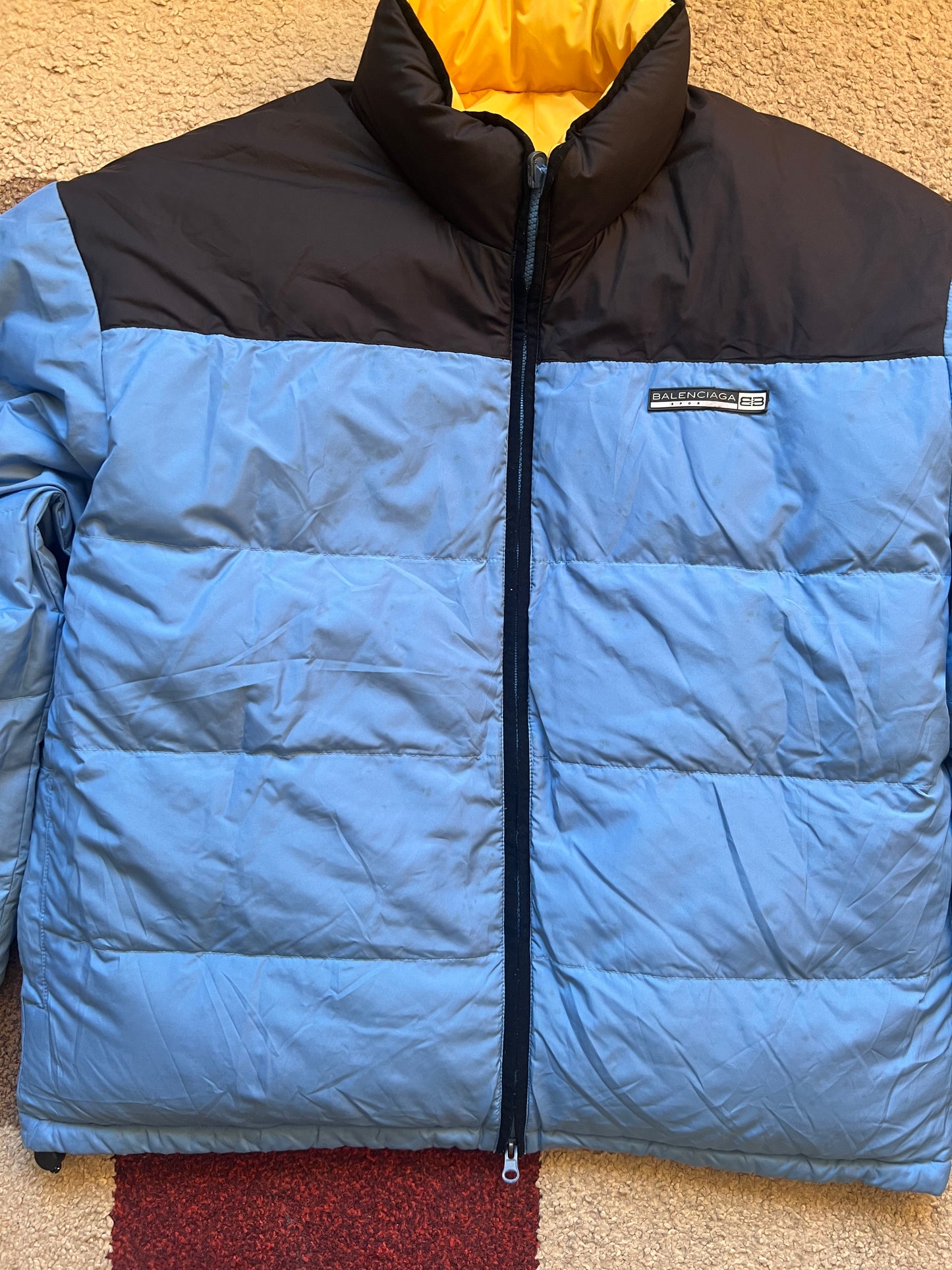 Balenciaga Puffer Jacket (M)