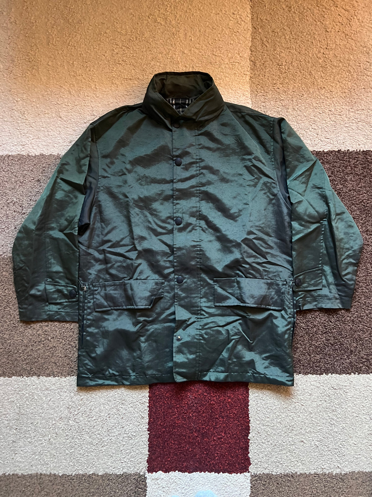 Burberry Trench Coat (M)