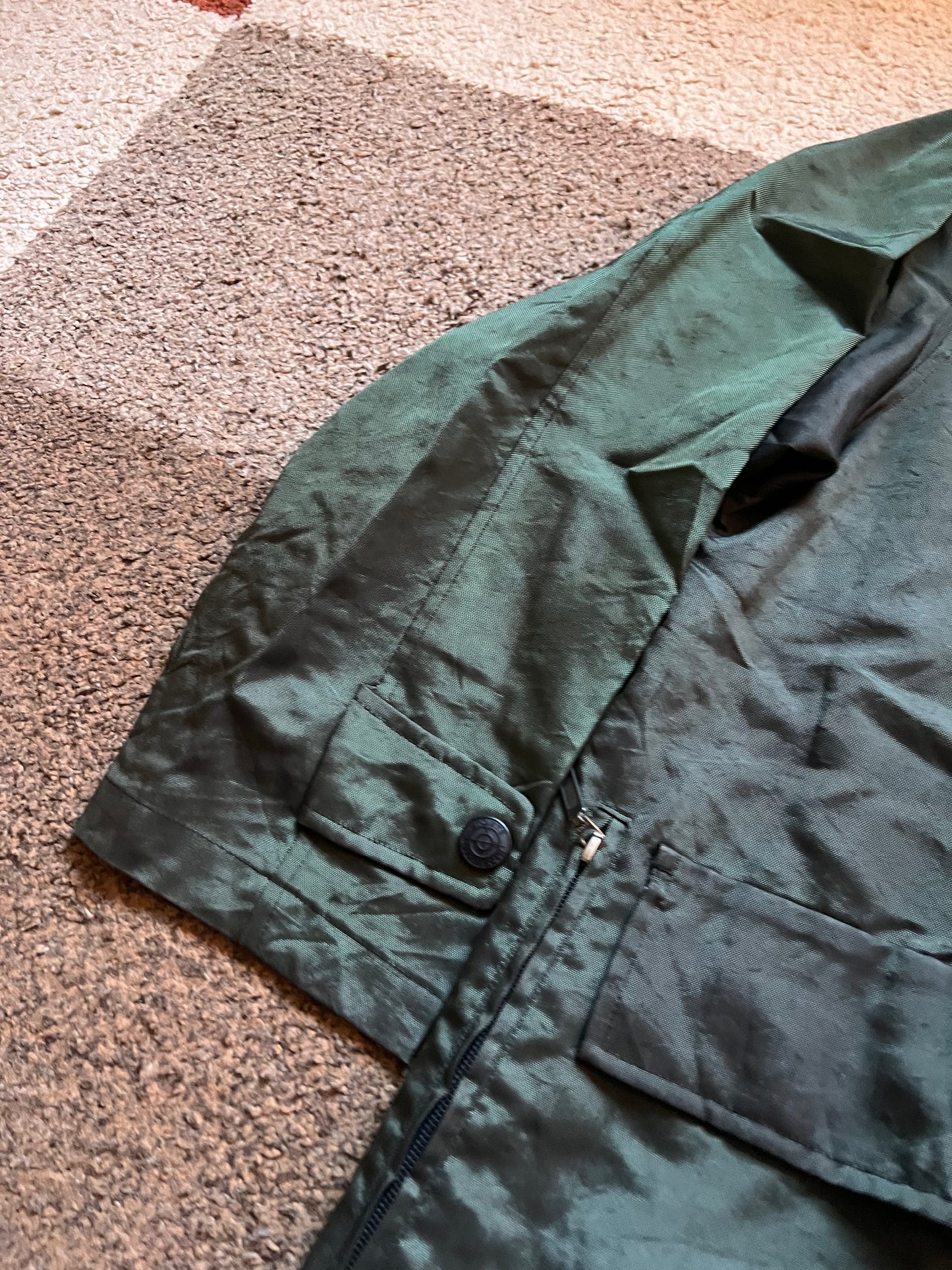 Burberry Trench Coat (M)