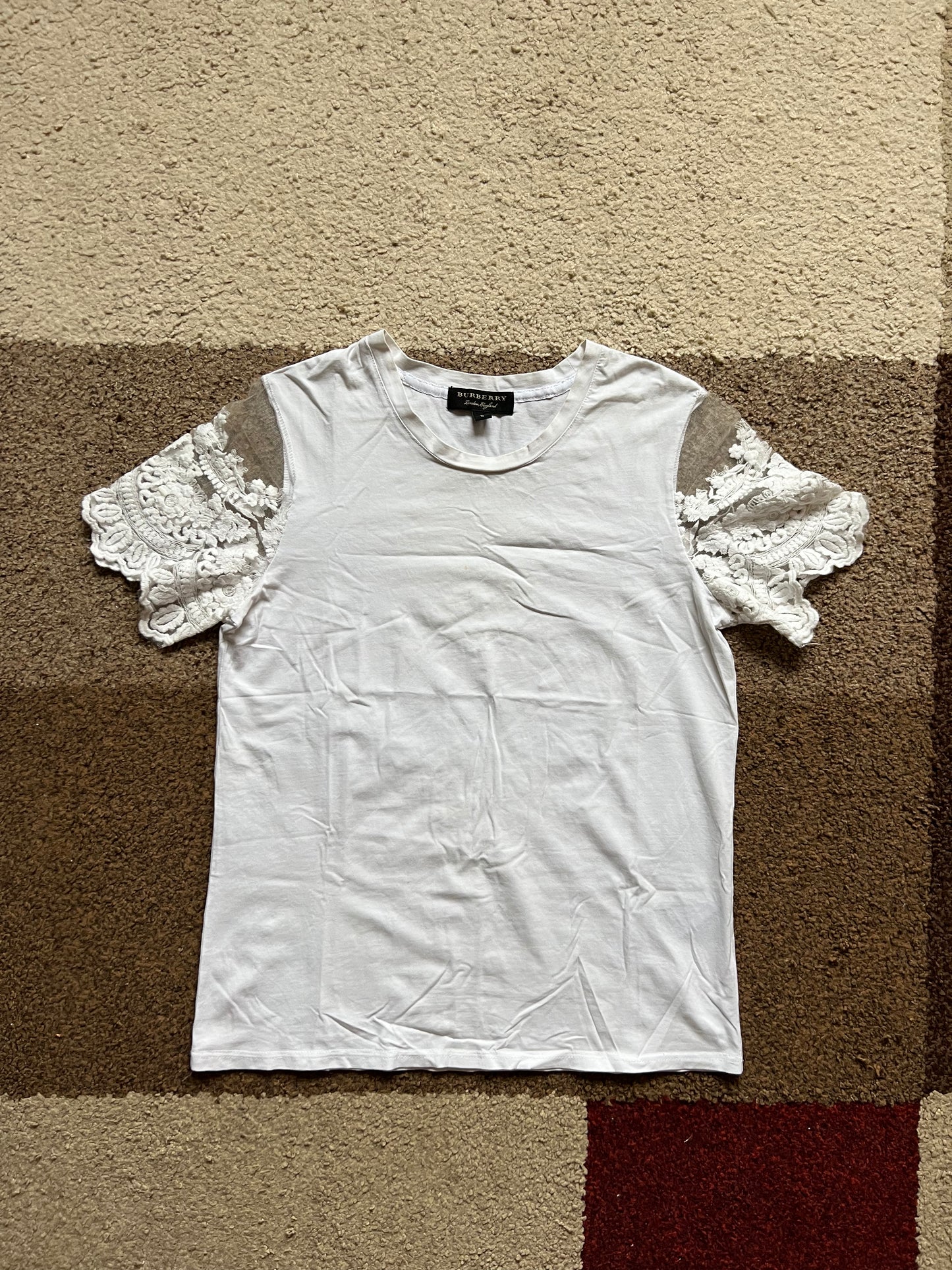 Burberry T-Shirt (L)