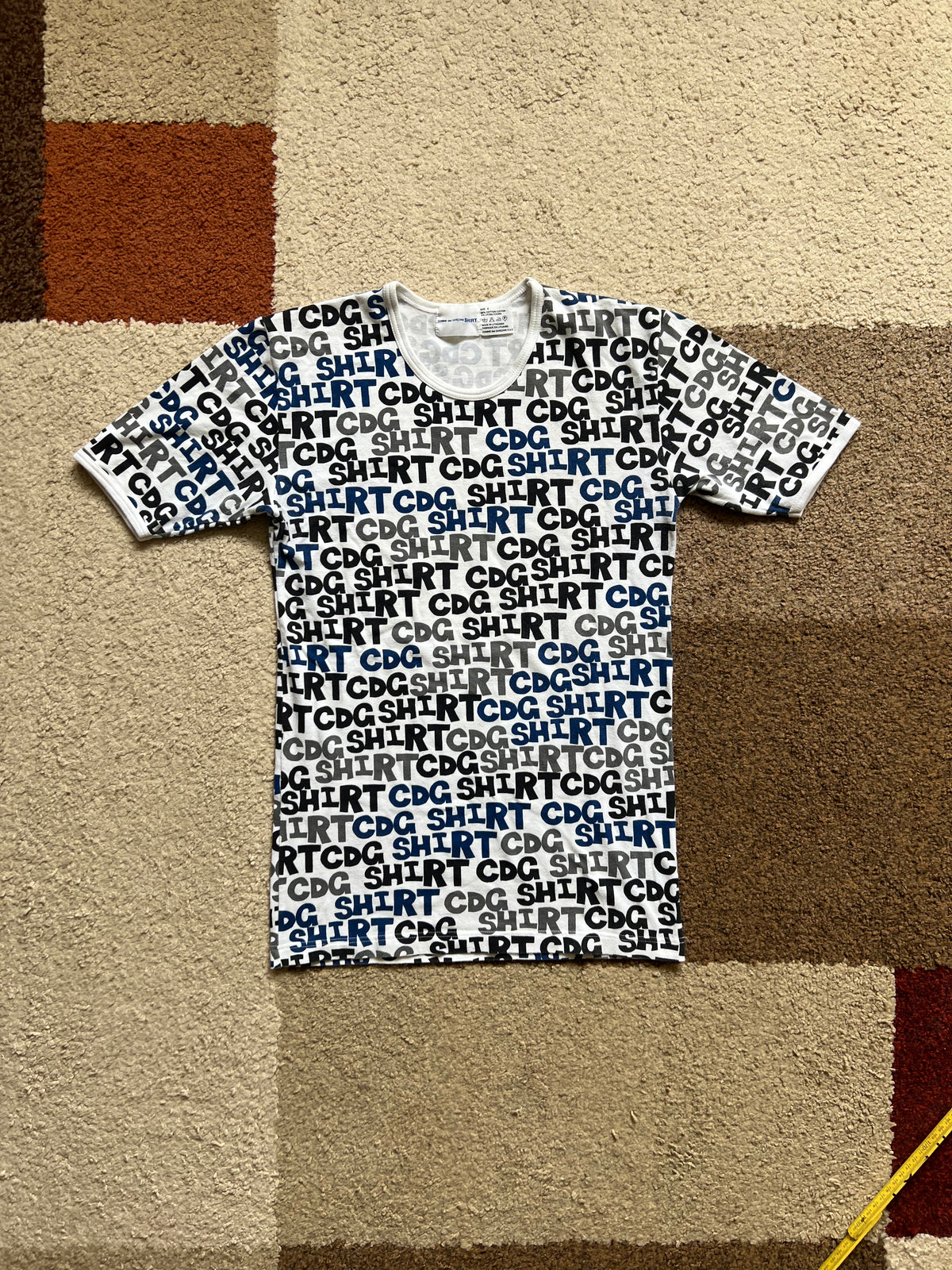Comme Des Garcons T-Shirt (S)