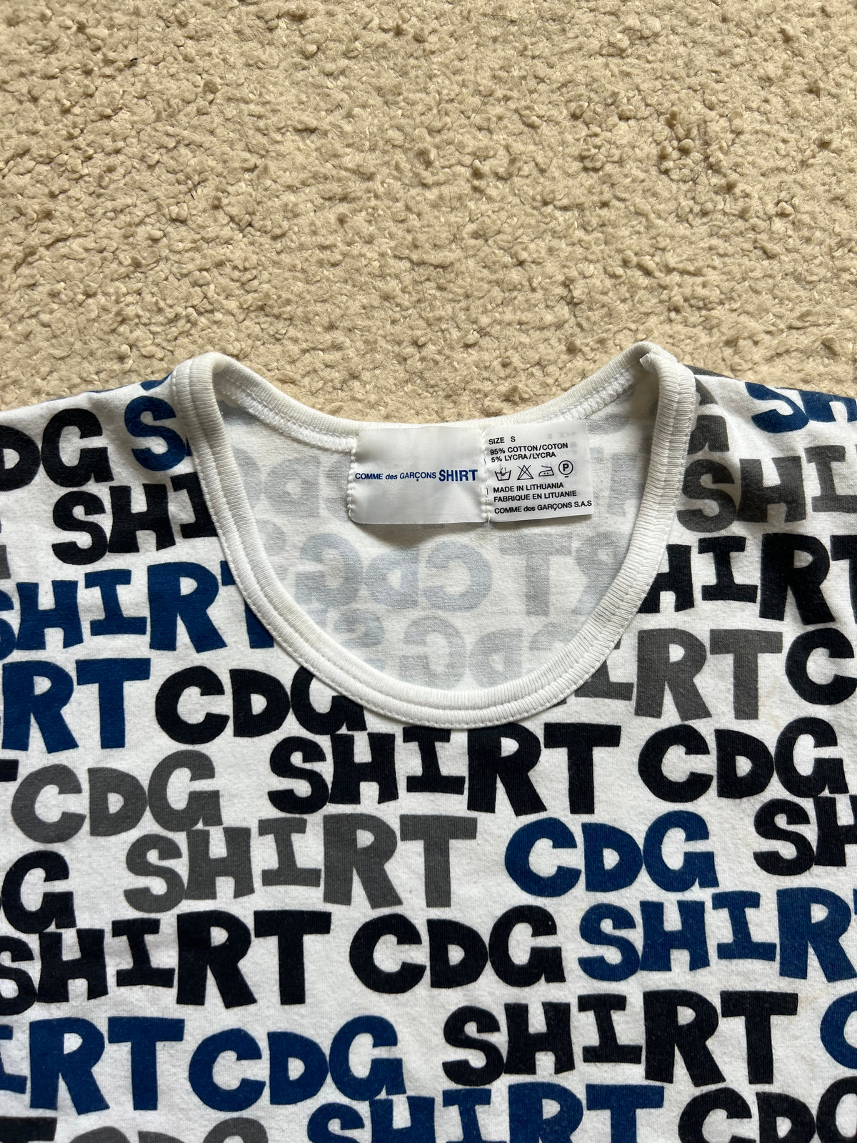 Comme Des Garcons T-Shirt (S)