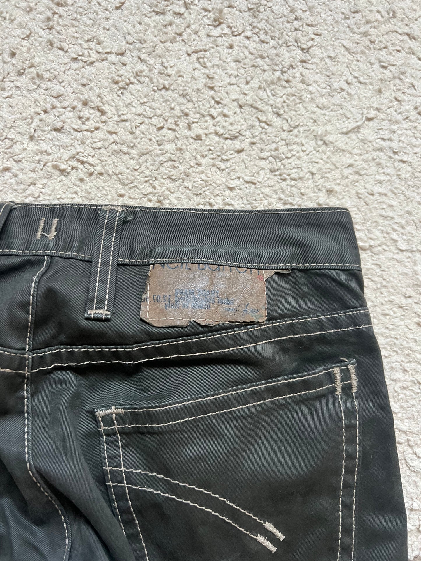 Neil Barrett Pants (S)