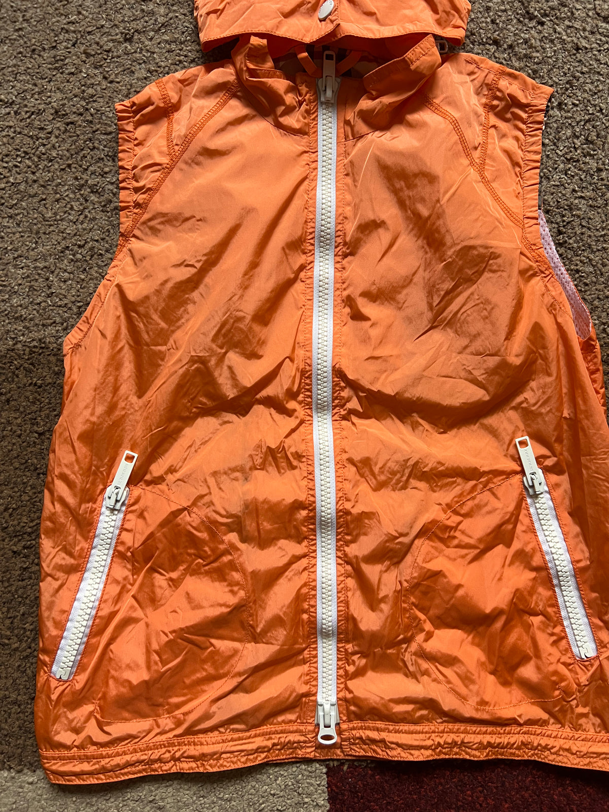 Burberry Vest (XS)
