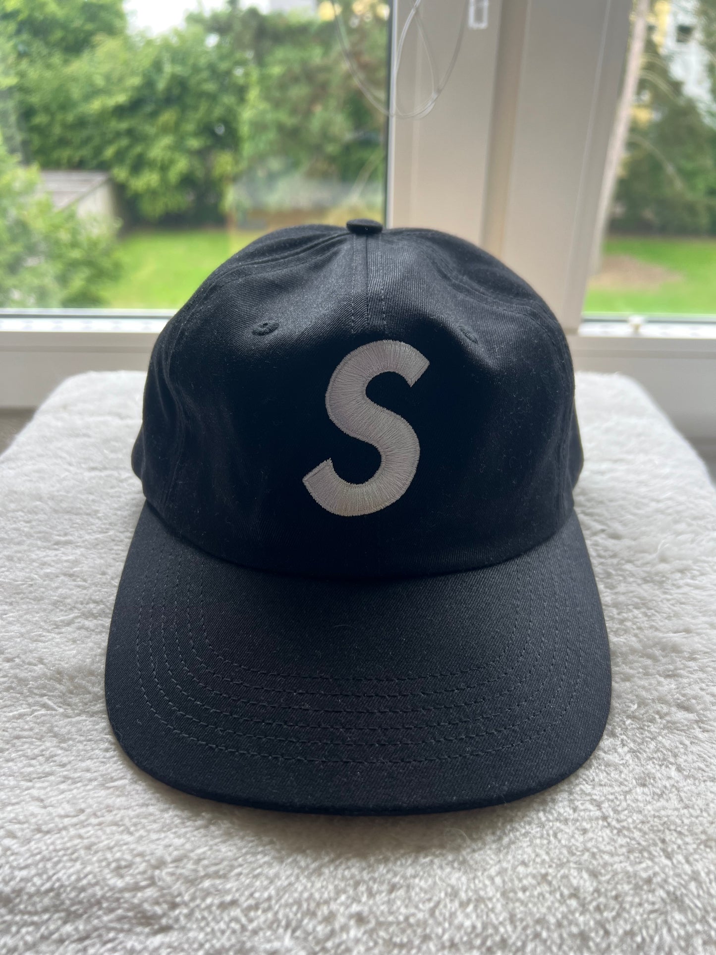 Supreme Cap