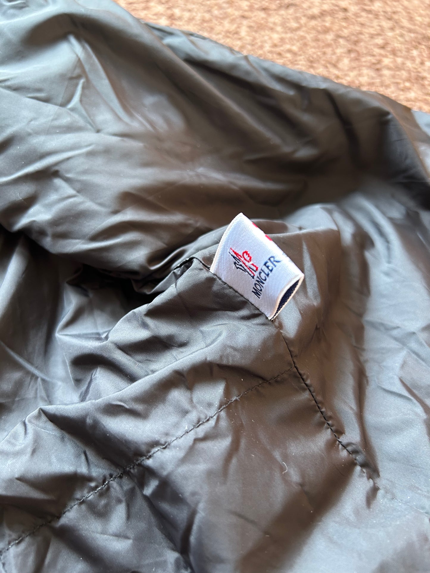 Moncler Jacke (M)