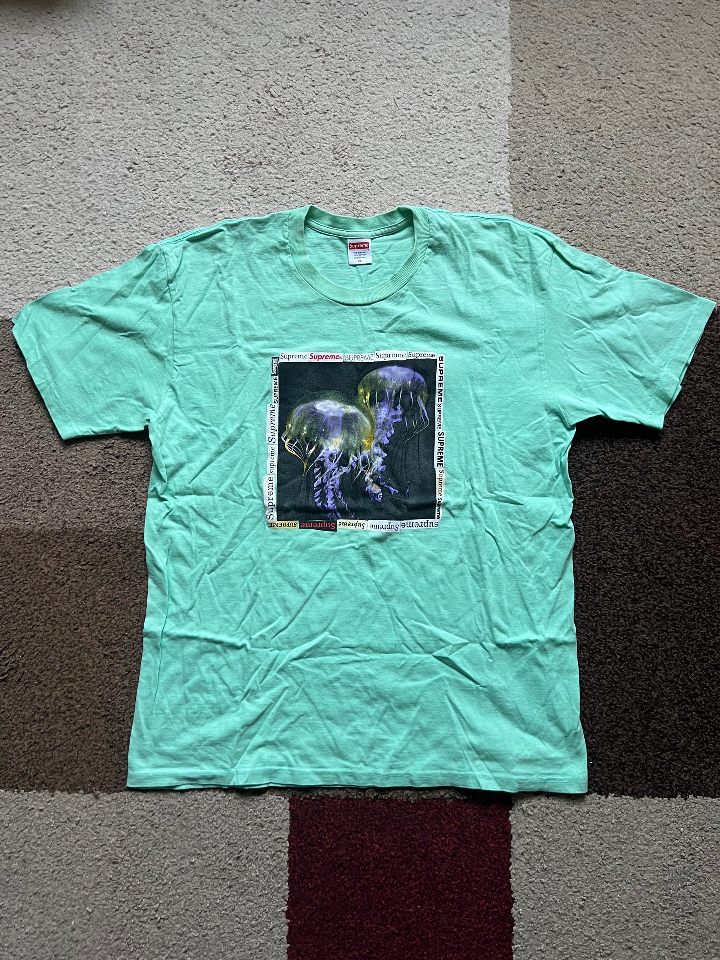 Supreme T-Shirt (XL)