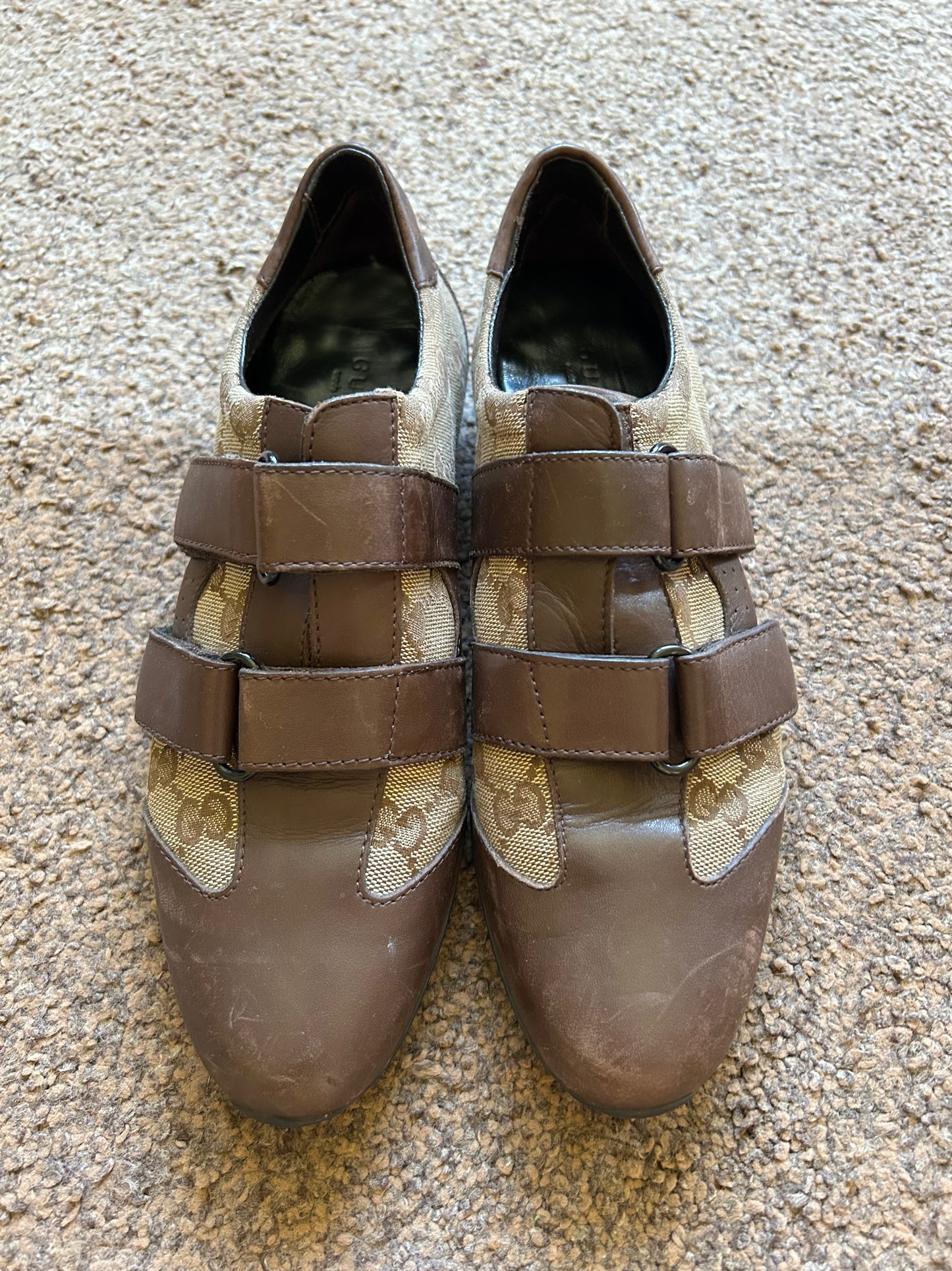 Gucci Sneaker (36)